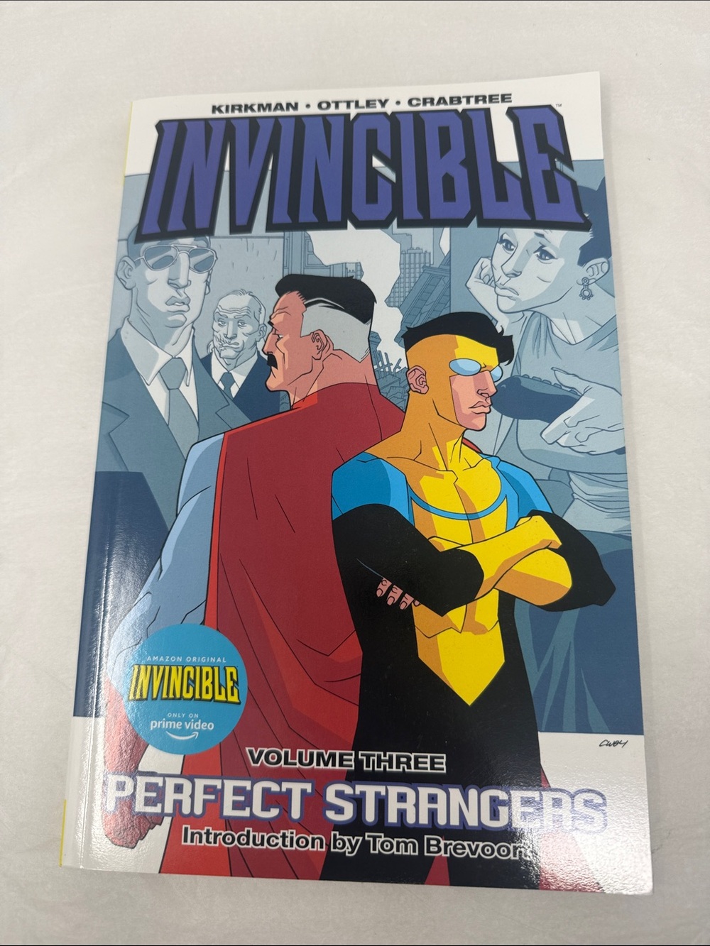 Invincible Volume 3 Perfect Strangers Robert Kirkman Ryan Ottley Graphic Novel